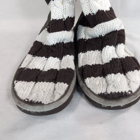 UGG Australia Striped Knit Sock Boots Brown Cream White Women US 7 Leather 5822 - Picture 9 of 15